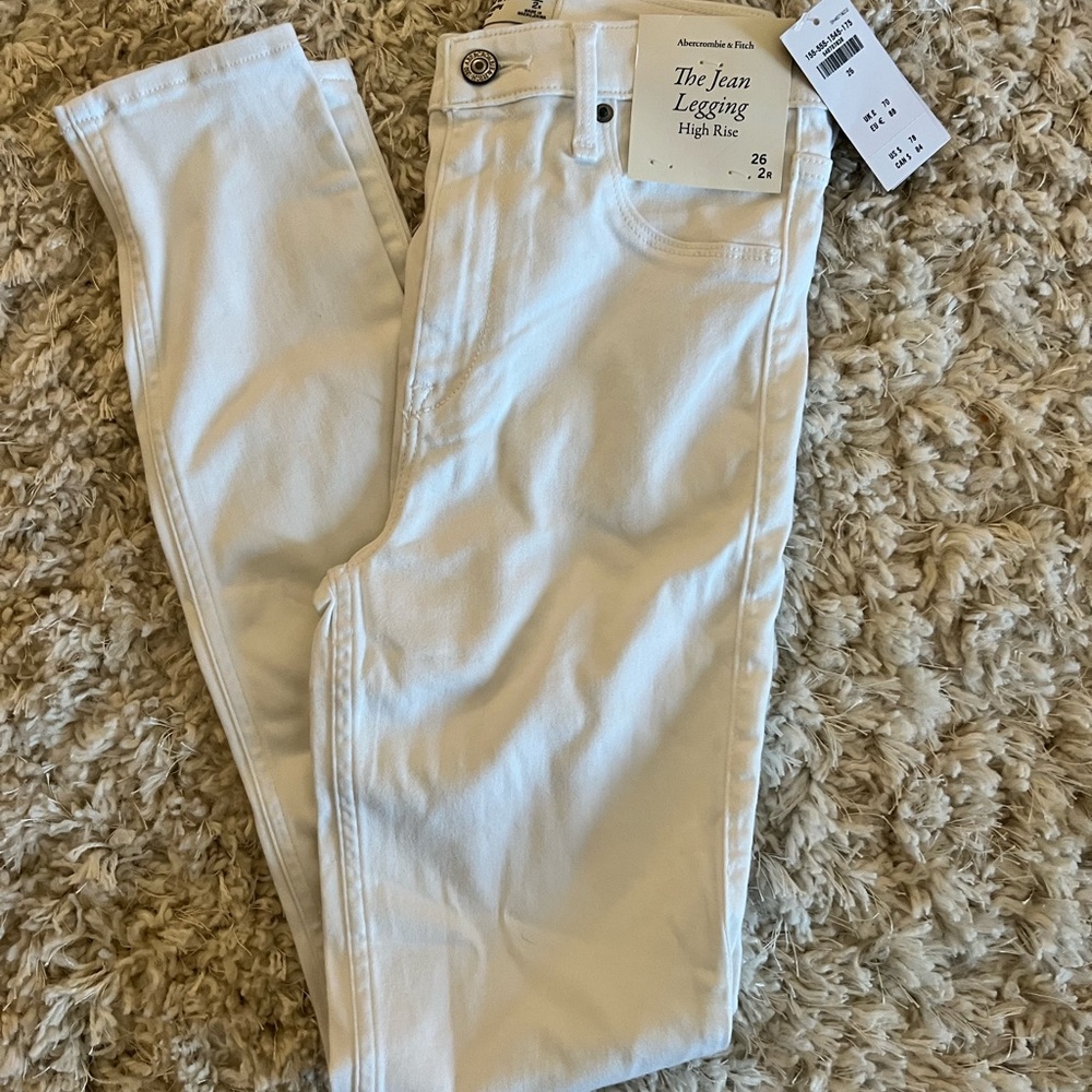 Abercrombie white jeans size 2